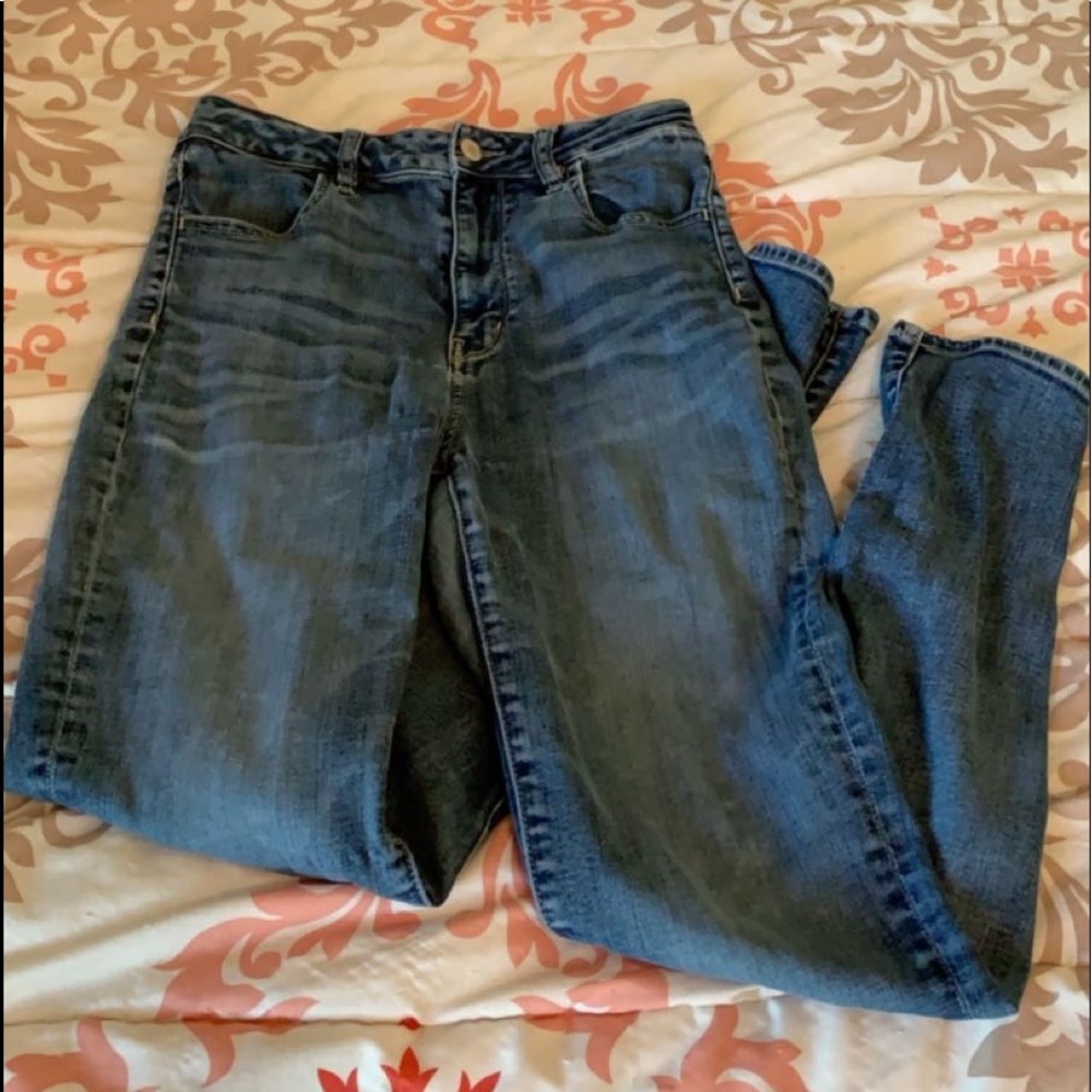 American Eagle skinny jeans